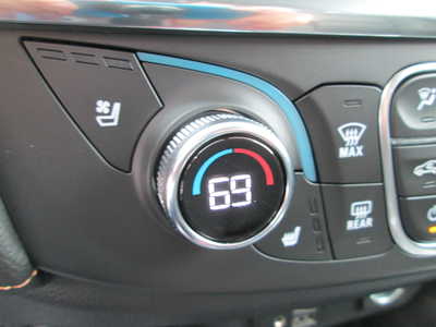 2020 Chevrolet Traverse, $20750. Photo 10