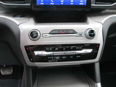 2022 Ford Explorer, $24490. Photo 11