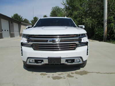 2021 Chevrolet 1500 Crew Cab, $37950. Photo 5