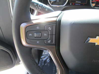 2021 Chevrolet 1500 Crew Cab, $37950. Photo 11