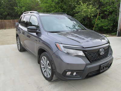 2020 Honda Passport, $24790. Photo 2