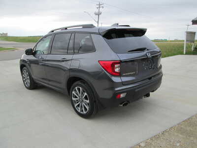 2020 Honda Passport, $24790. Photo 4