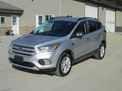 2019 Ford Escape, $12200. Photo 1