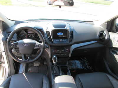 2019 Ford Escape, $12200. Photo 9
