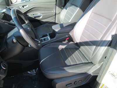 2019 Ford Escape, $12200. Photo 12