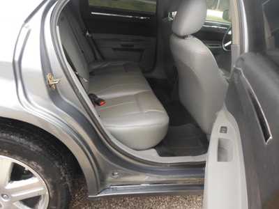 2006 Chrysler 300, $4895. Photo 10