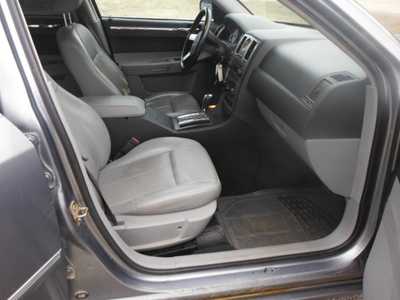 2006 Chrysler 300, $4895. Photo 11