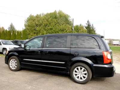 2011 Chrysler Town & Country, $3995. Photo 11