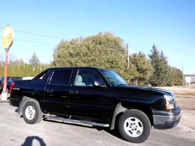 2005 Chevrolet Avalanche, $3495. Photo 2