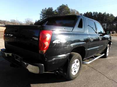2005 Chevrolet Avalanche, $3495. Photo 7