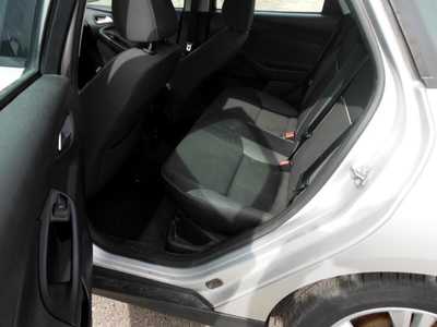 2014 Ford Focus, $4995. Photo 10