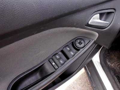 2014 Ford Focus, $4995. Photo 11