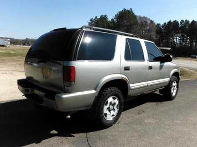 2002 Chevrolet Blazer, $1895. Photo 2