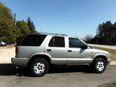 2002 Chevrolet Blazer, $1895. Photo 3