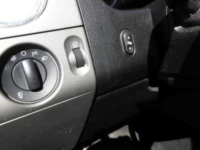 2006 Ford F150 Crew Cab, $2695. Photo 9