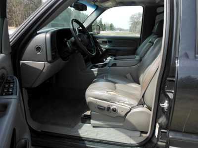 2005 Chevrolet Tahoe, $3695. Photo 6