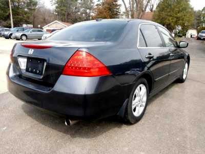 2006 Honda Accord, $3295. Photo 12