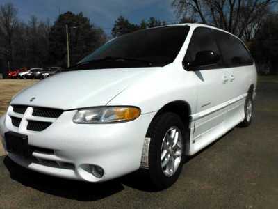 2000 Dodge Caravan, Grand, $2999. Photo 11