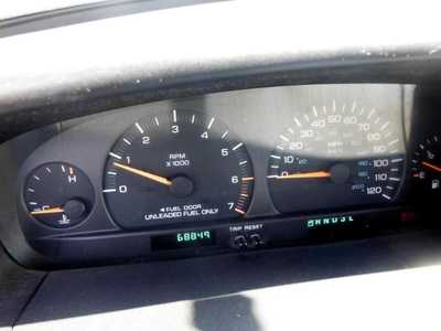2000 Dodge Caravan, Grand, $2999. Photo 12