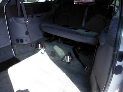2000 Dodge Caravan, Grand, $2999. Photo 6