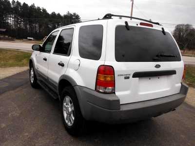 2002 Ford Escape, $2995. Photo 4