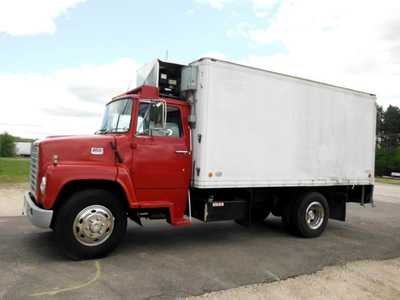 1975 Ford F450-8000, $3000. Photo 3