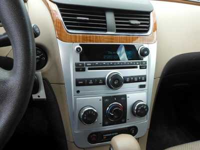 2012 Chevrolet Malibu, $5893. Photo 10