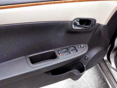 2012 Chevrolet Malibu, $5893. Photo 8
