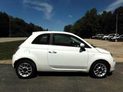 2013 Fiat 500 Pop, $3695. Photo 12