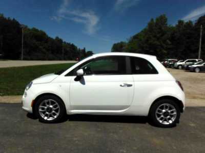 2013 Fiat 500 Pop, $3695. Photo 3