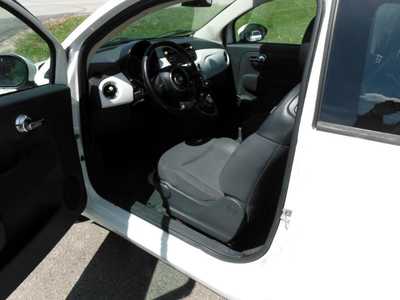 2013 Fiat 500 Pop, $3695. Photo 5