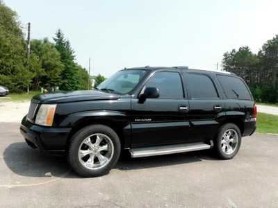2005 Cadillac Escalade, $2694. Photo 3