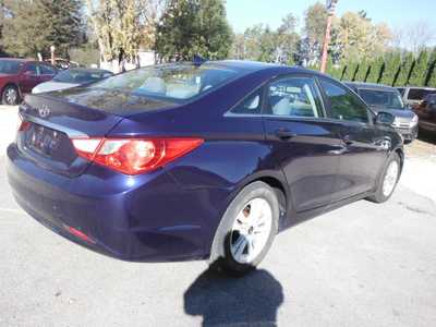 2013 Hyundai Sonata, $4896. Photo 10