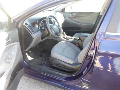 2013 Hyundai Sonata, $4896. Photo 8