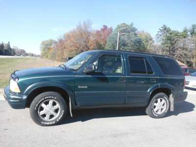 1998 Oldsmobile Bravada, $3195. Photo 3