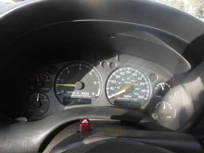 2001 Chevrolet S-10 Ext Cab, $3493. Photo 5