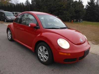 2009 Volkswagen Beetle, $3695. Photo 9