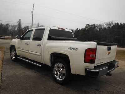 2013 Chevrolet 1500 Crew Cab, $7995. Photo 4
