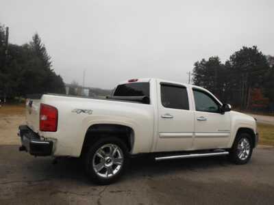 2013 Chevrolet 1500 Crew Cab, $7995. Photo 6