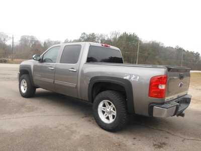 2013 Chevrolet 1500 Crew Cab, $10995. Photo 4