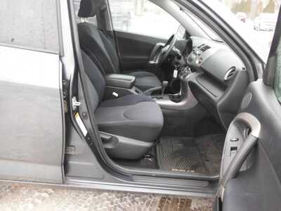 2007 Toyota RAV4, $3995. Photo 5