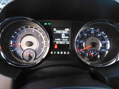2016 Chrysler Town & Country, $6495. Photo 9