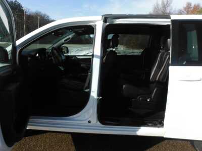 2018 Dodge Caravan, Grand, $6495. Photo 6
