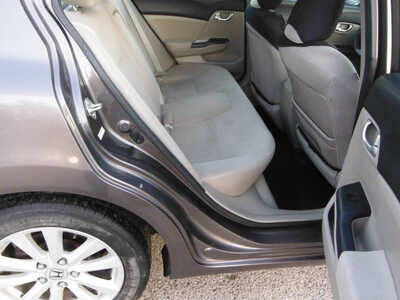 2012 Honda Civic, $8900. Photo 5