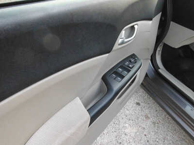 2012 Honda Civic, $8900. Photo 7