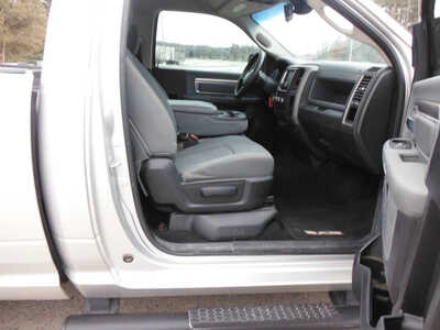 2014 RAM 1500 Reg Cab, $8000. Photo 6