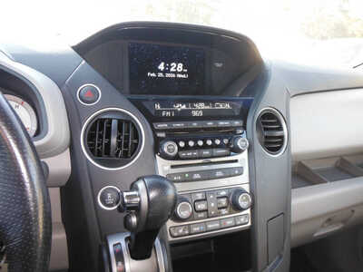 2013 Honda Pilot, $6295. Photo 12