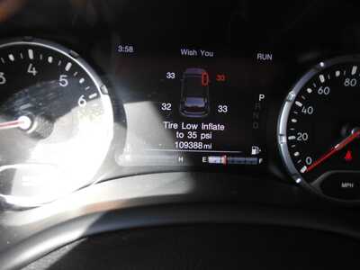 2016 Jeep Renegade, $9600. Photo 10