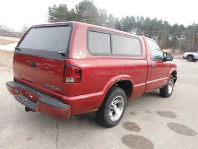1998 Chevrolet S-10 Reg Cab, $2250. Photo 4