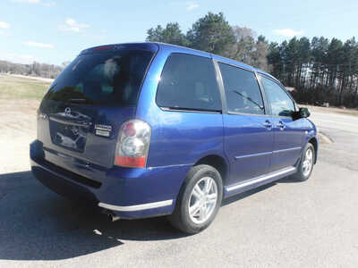 2004 Mazda MPV, $3995. Photo 4